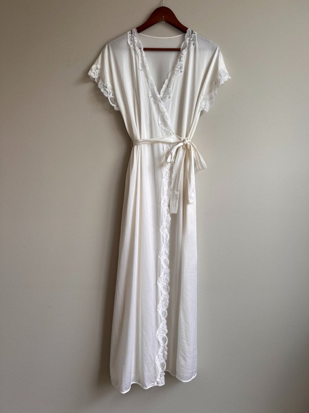 Vintage Hick White Lace Trim Long Wrap Robe | Bridal Lingerie | AUS Size 12